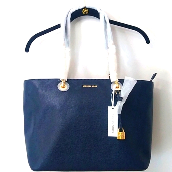 🎉HP🎉Michael Kors The Mercer Chain-link Leather Tote, Admiral, NWT - Picture 2 of 13